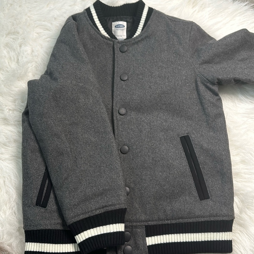 Boys old navy varsity jacket. Excellent condition size 8.